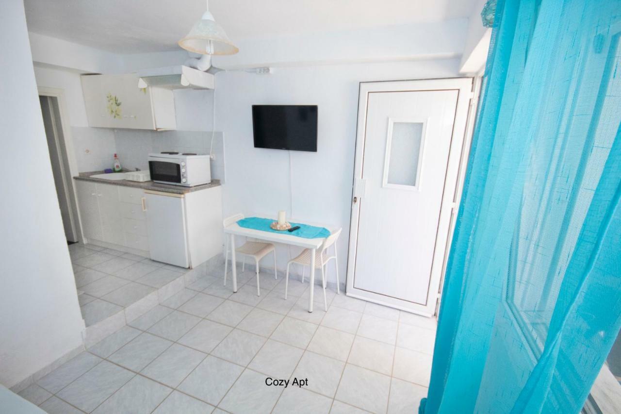 Apartment Aello Sea-seafront Skala Fourkas