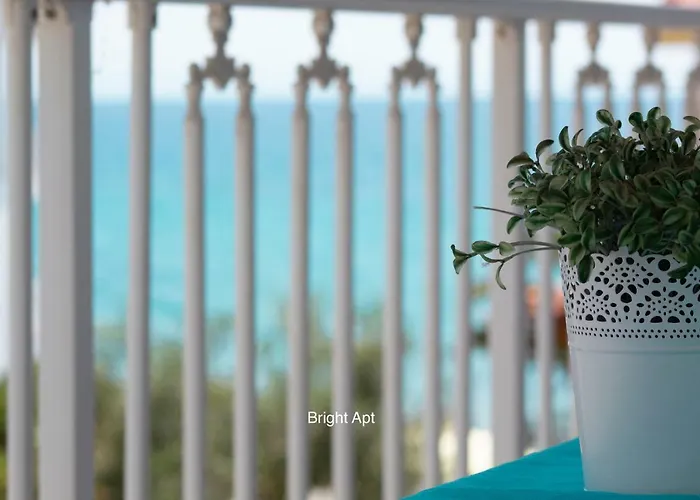 Aello Sea-Seafront Apartments